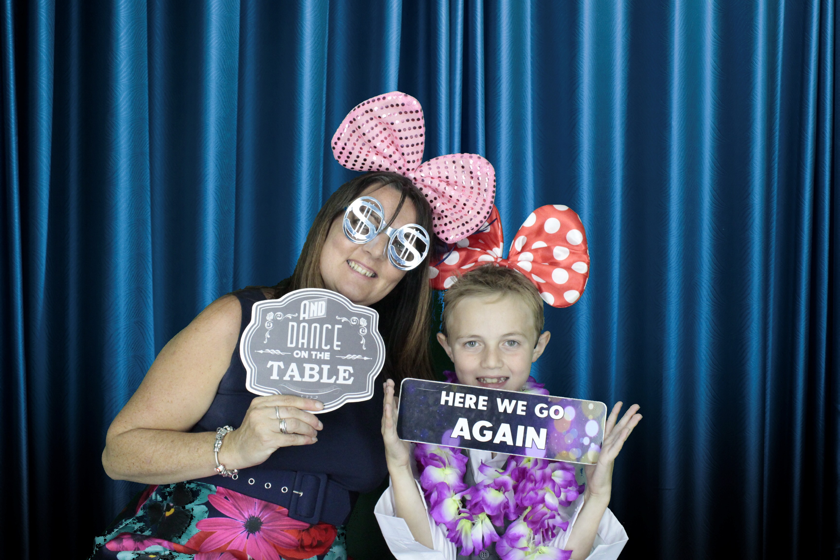Katie and Jons Wedding | View more photos from the event at gallery.myphotoboothexperience.co.uk/u/MyPhotoBoothExperienceLtd/Katie-and-Jons-Wedding
